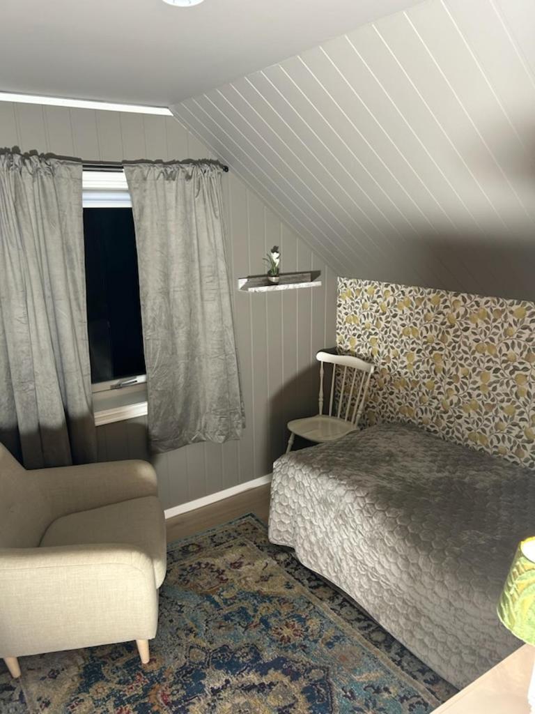 Hos Laura & Valdemar Villa Nord-Lenangen Luaran gambar